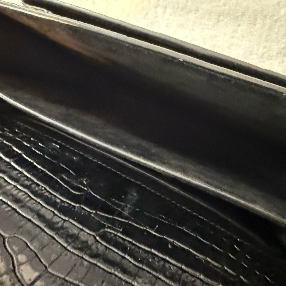 Saint Laurent Black Croc-Embossed Chain Wallet Bag with Gold Hardware - Picture 5 of 10